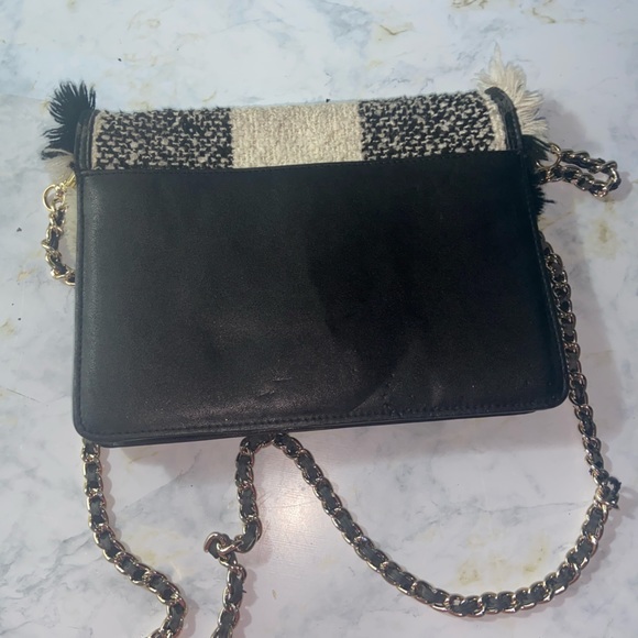 Tory Burch Kira black and white shoulder bag - Picture 7 of 10